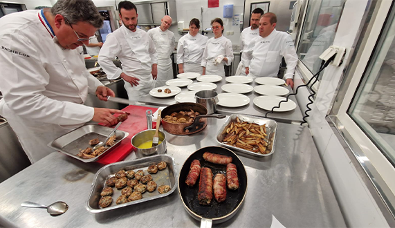 Développez Votre Avenir dans l&rsquo;Hôtellerie grâce à une Formation de Qualité